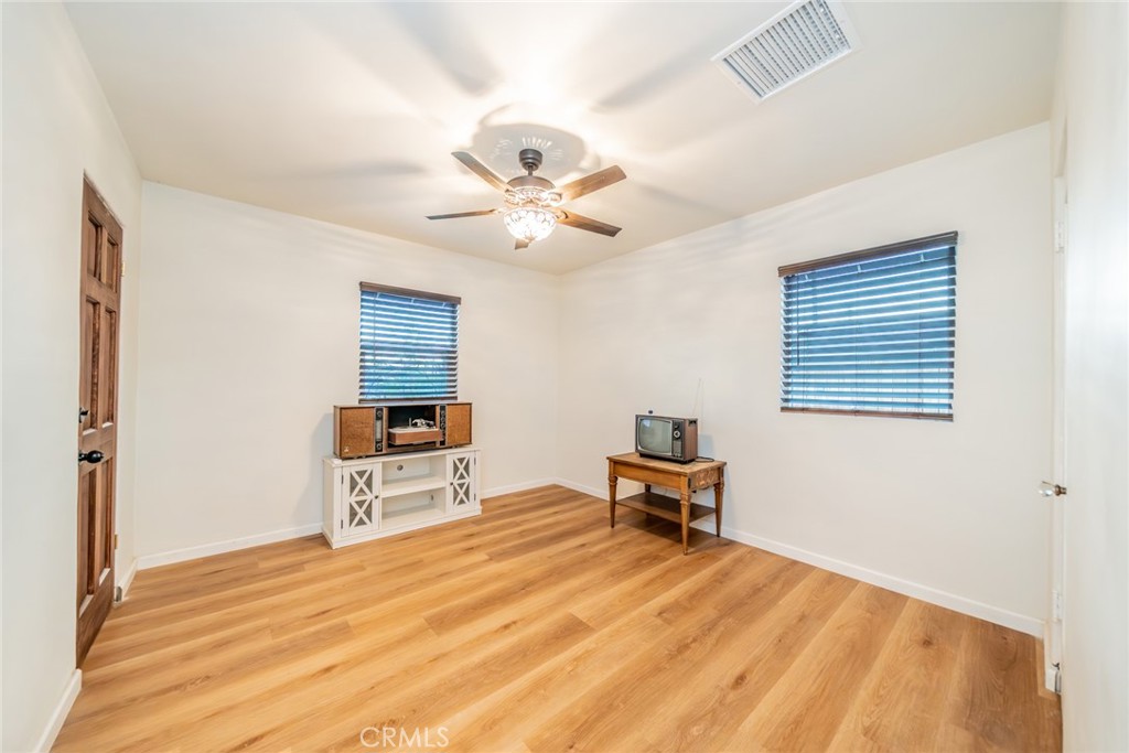 Cathedral City Cove (33611) - Residential