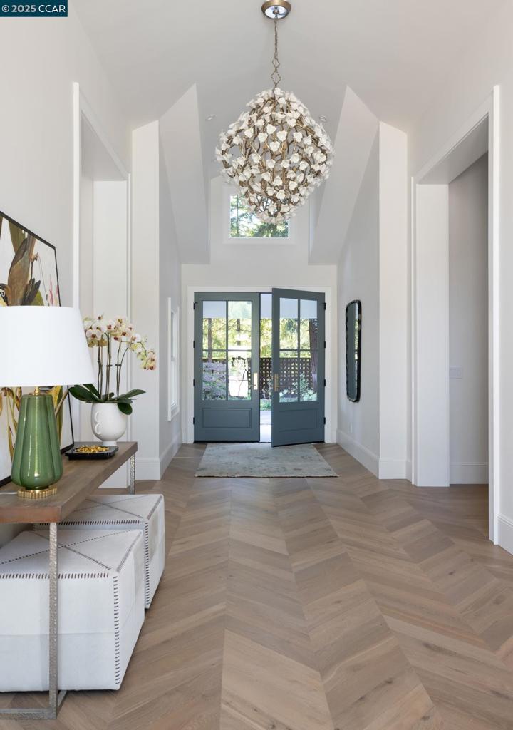 HAPPY VALLEY - Residential