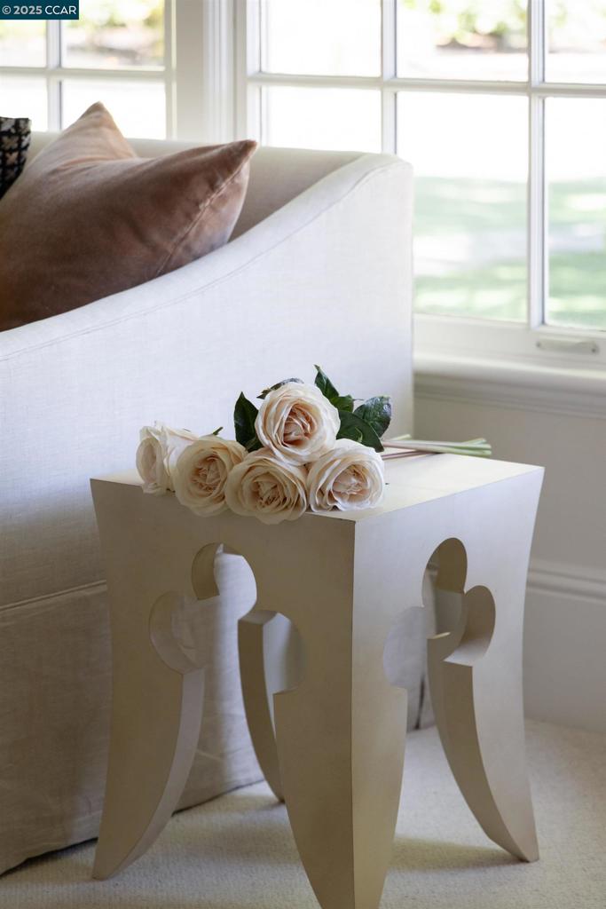 HAPPY VALLEY - Residential