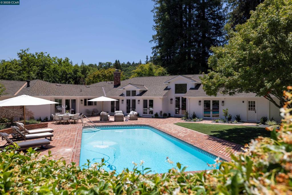 HAPPY VALLEY - Residential