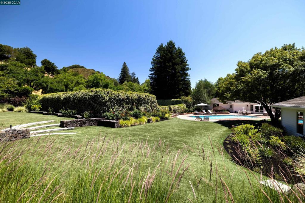 HAPPY VALLEY - Residential