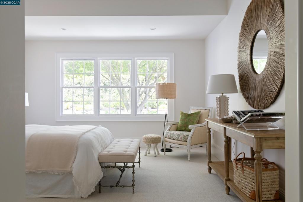 HAPPY VALLEY - Residential