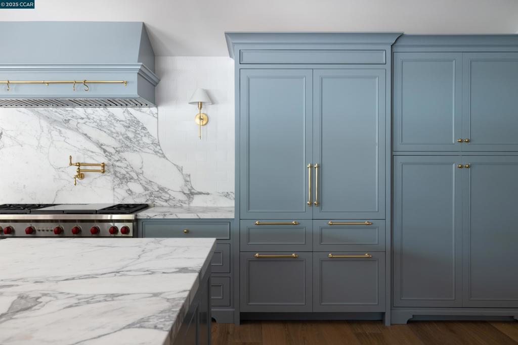 HAPPY VALLEY - Residential