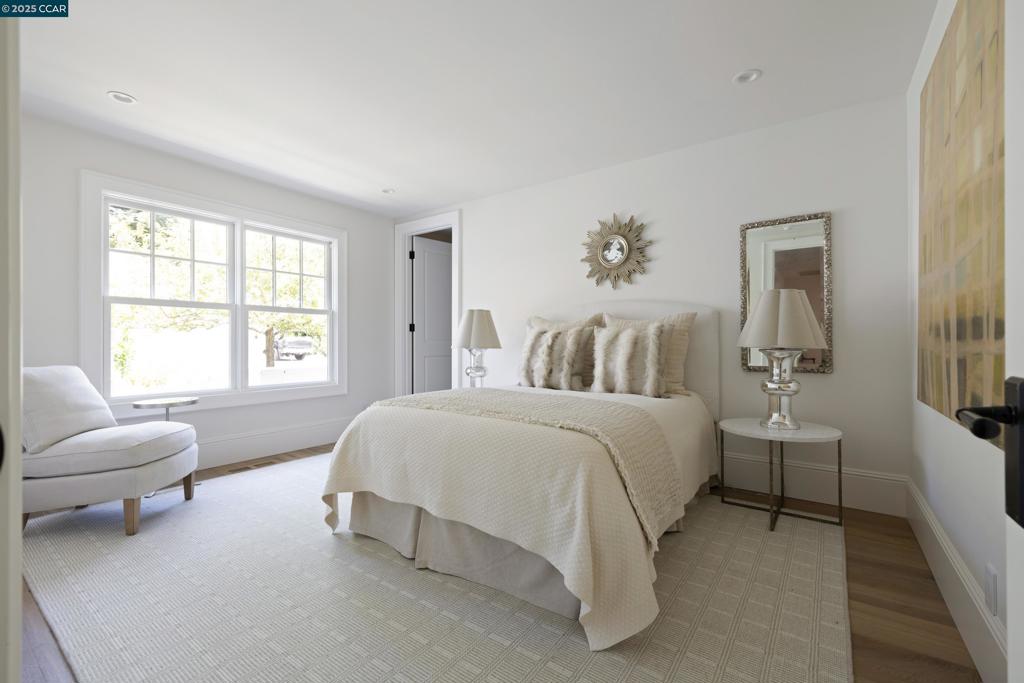 HAPPY VALLEY - Residential