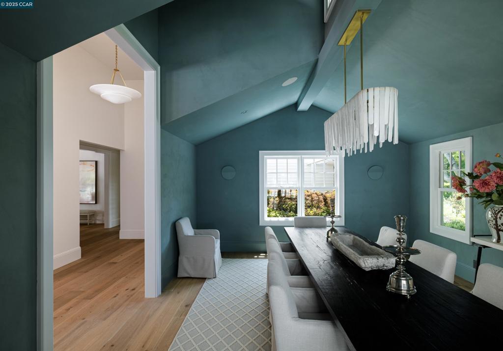 HAPPY VALLEY - Residential