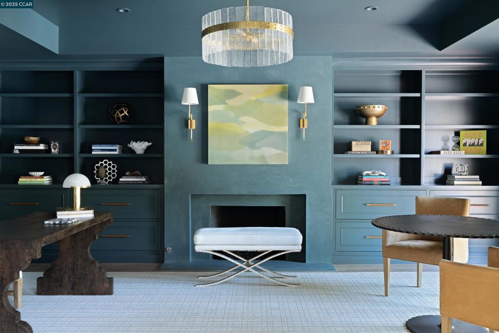 HAPPY VALLEY - Residential