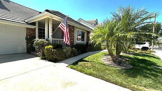 25845 Espinoza Drive
