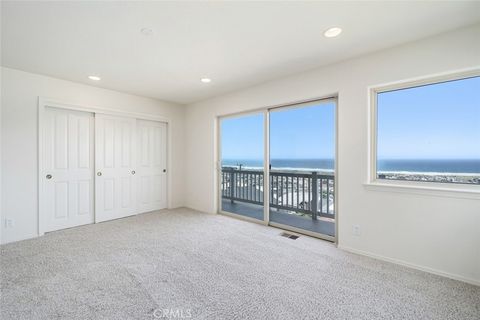 Tiny photo for 2621 Maple Avenue, Morro Bay, CA 93442 (MLS # SC26084298)