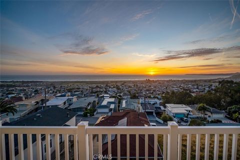 Tiny photo for 2621 Maple Avenue, Morro Bay, CA 93442 (MLS # SC26084298)