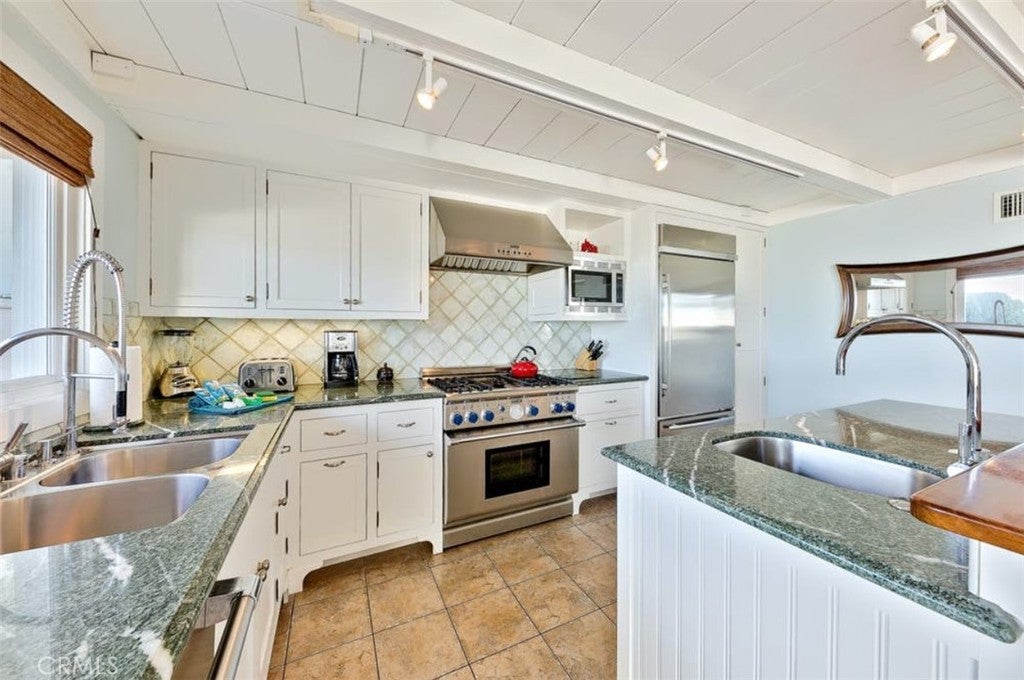 35087 Beach Road, Dana Point CA 92624 - Photo 17