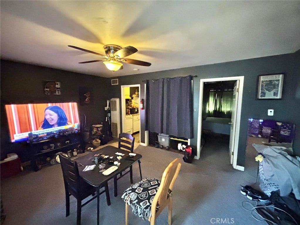 723 E 6th