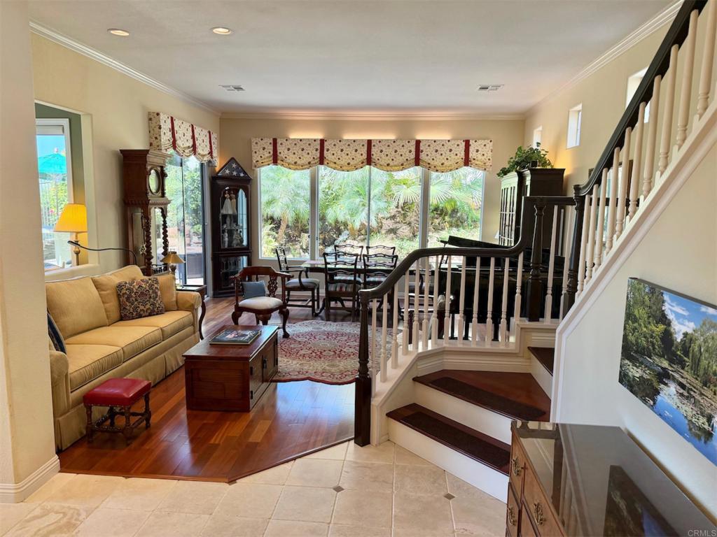 1689 Robin Place