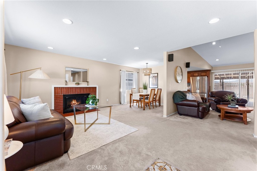 Properties 4 17300 Azalea Court