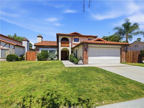 Photo of 22319 Lull Street, Canoga Park, CA 91304 (MLS # SR26090294)