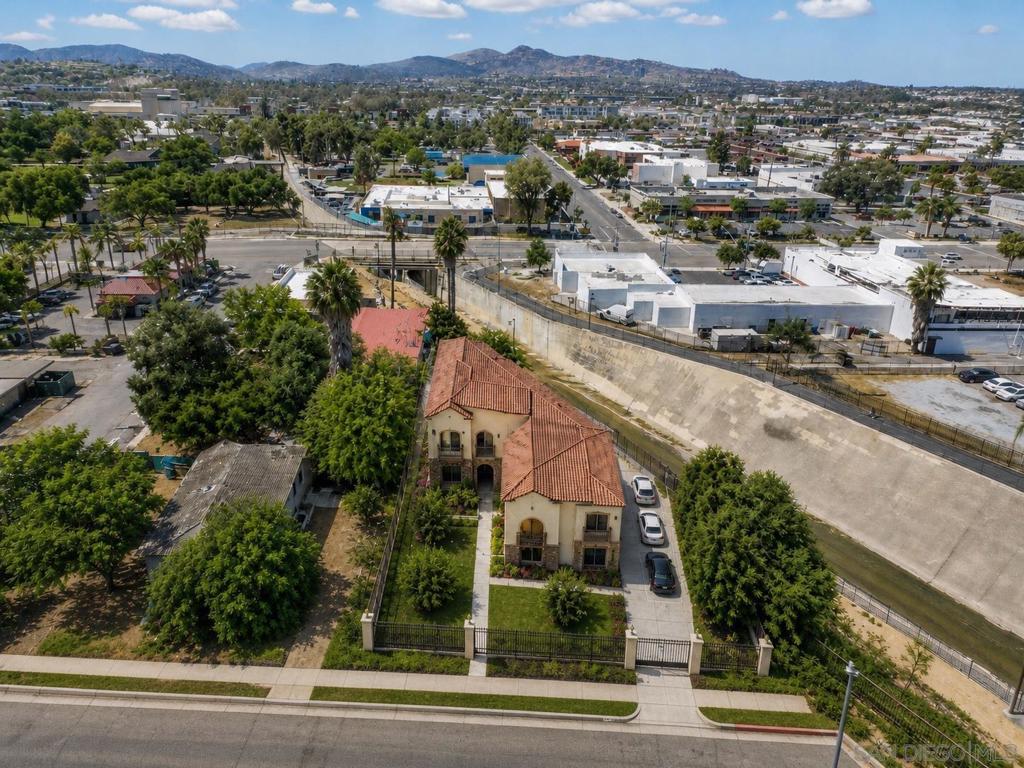 411 Waverly PL, Escondido CA 92025