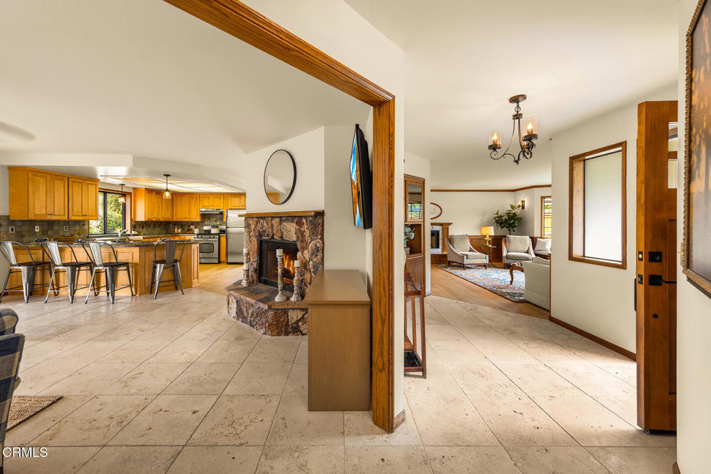 1209 San Ramon Way