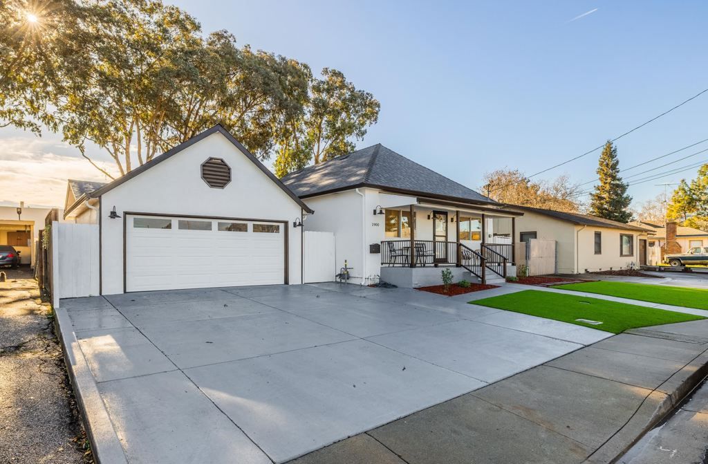 Photo of 1900 1900 Chestnut Street St, Santa Clara, CA 95044 (MLS # 41121650)