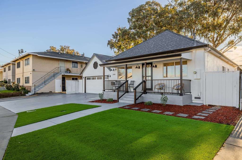 Photo of 1900 1900 Chestnut Street St, Santa Clara, CA 95044 (MLS # 41121650)