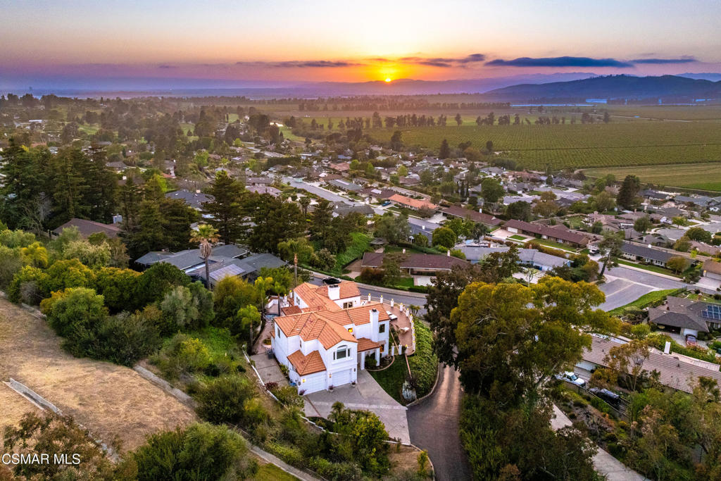 Las Posas Estates - 5249 - Residential