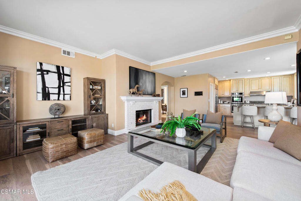 Las Posas Estates - 5249 - Residential