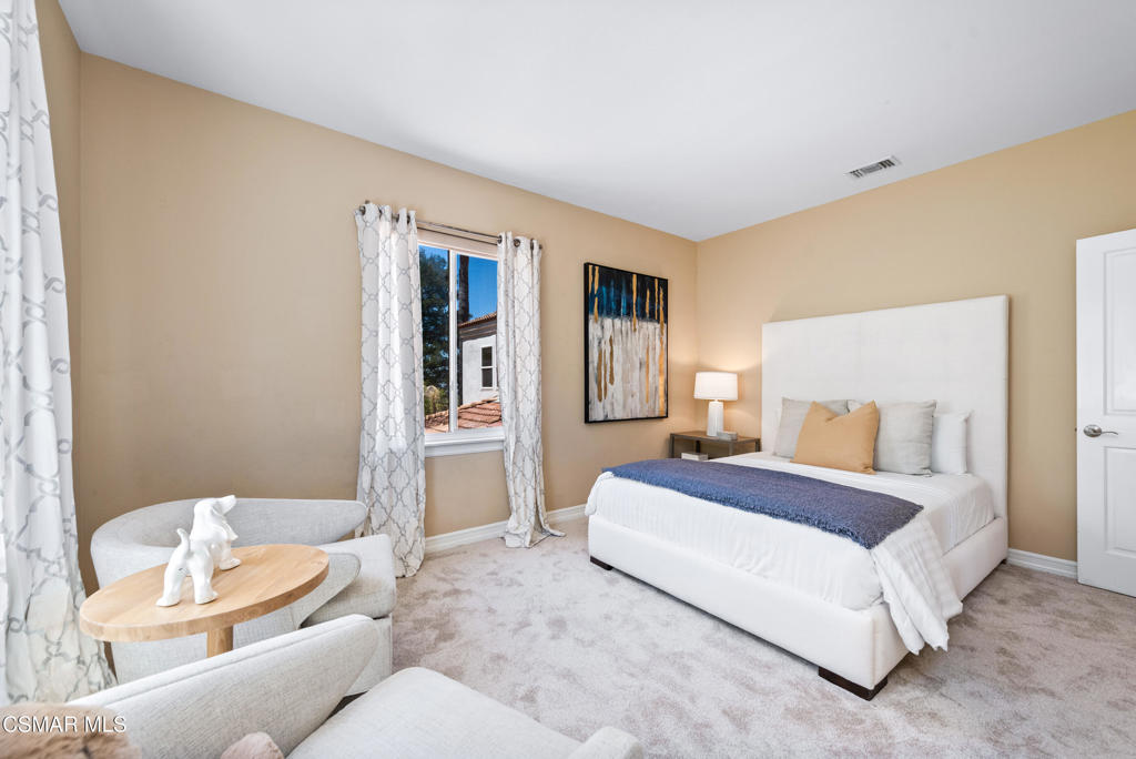 Las Posas Estates - 5249 - Residential