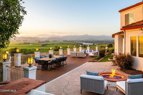 1074 Deseo Avenue Camarillo CA 93010