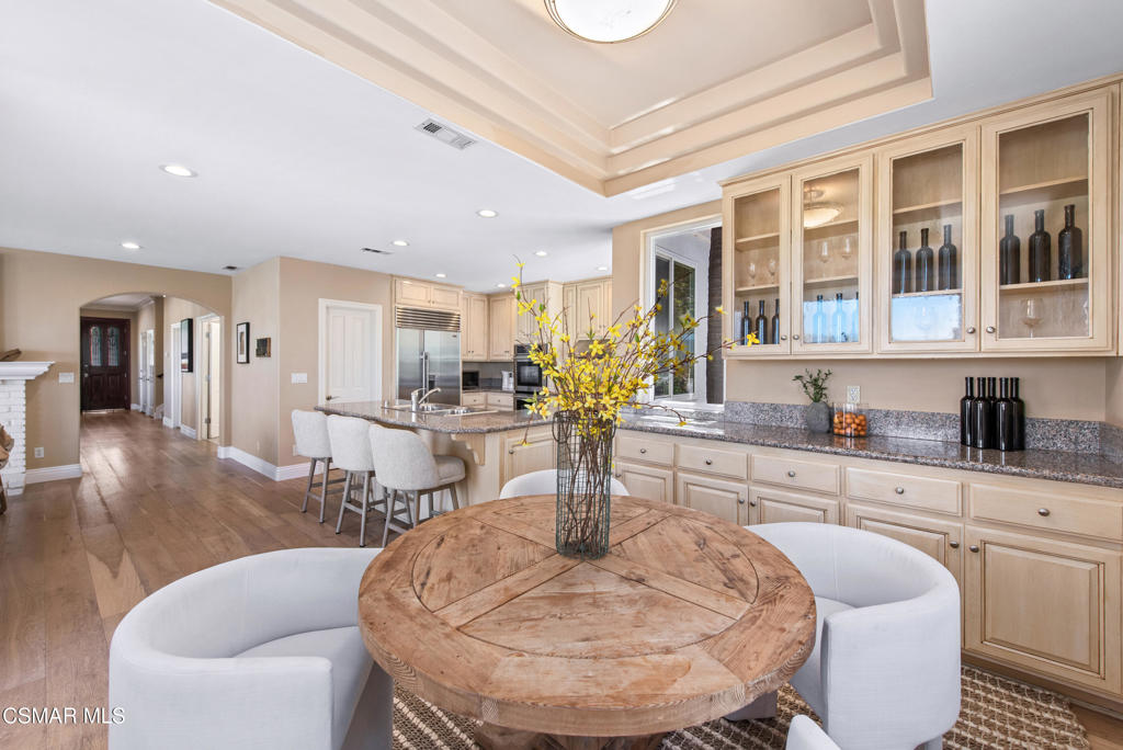 Las Posas Estates - 5249 - Residential