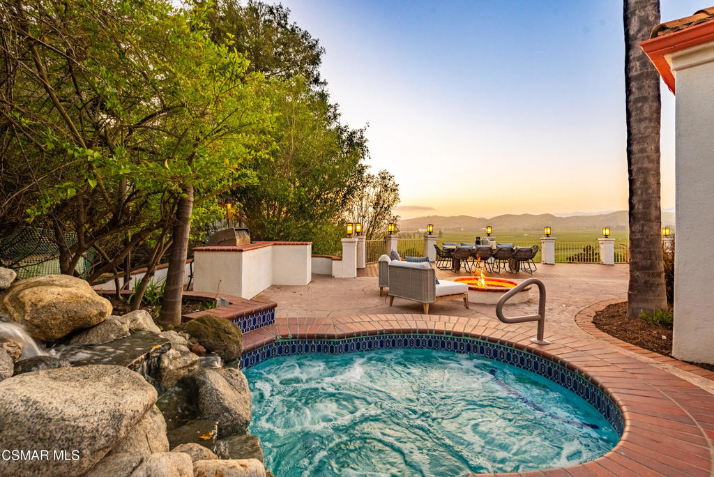 Las Posas Estates - 5249 - Residential