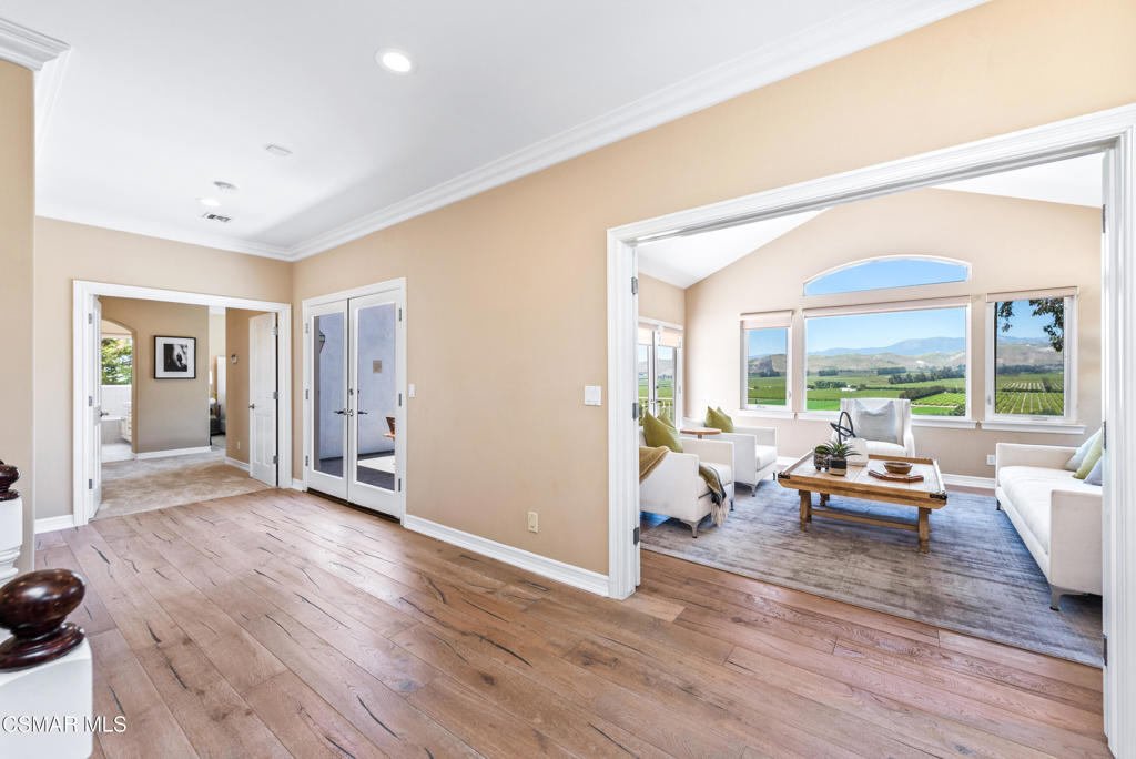 Las Posas Estates - 5249 - Residential