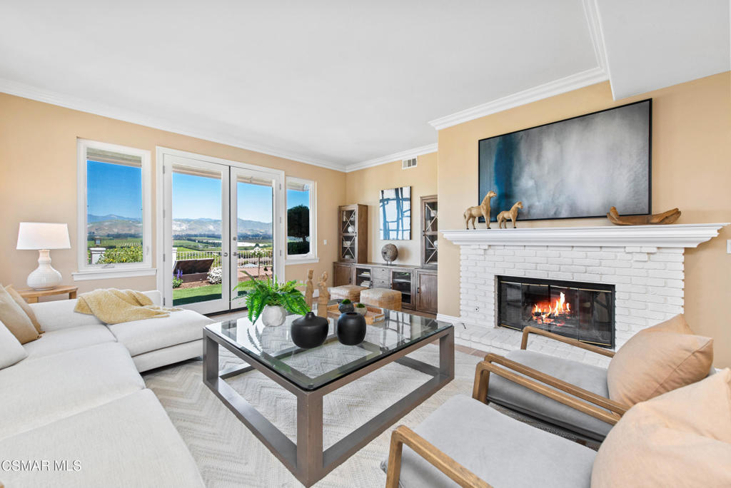 Las Posas Estates - 5249 - Residential