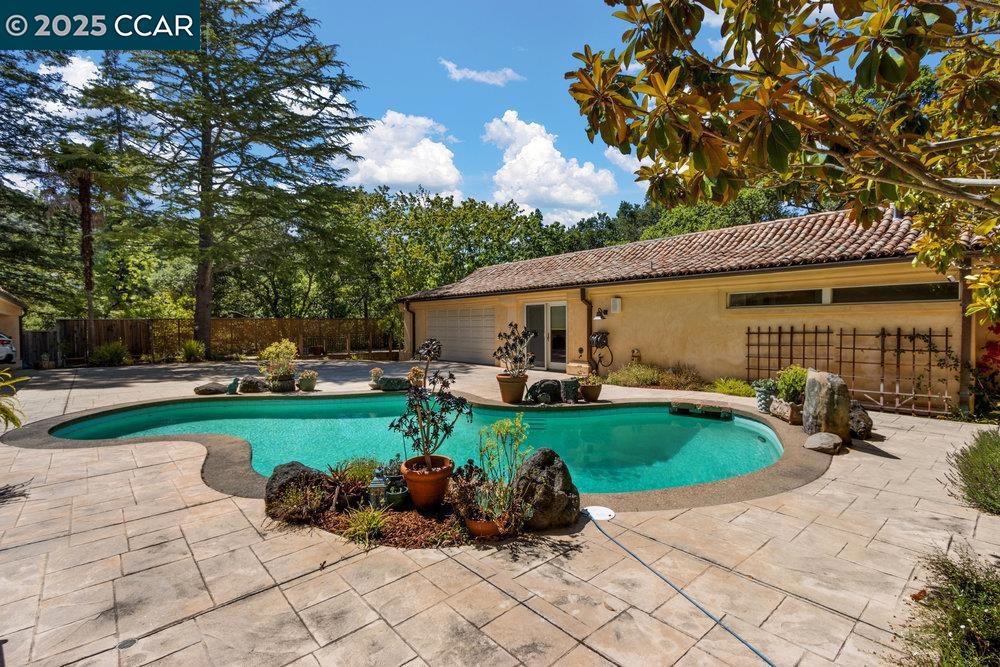 UPPER HAPPY VLY - Residential