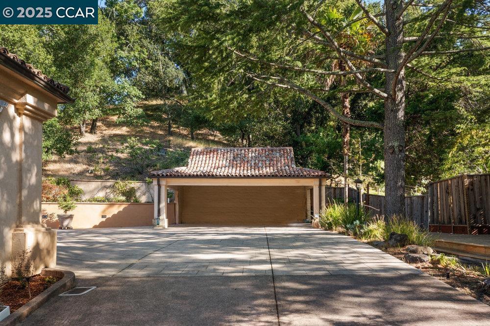 UPPER HAPPY VLY - Residential