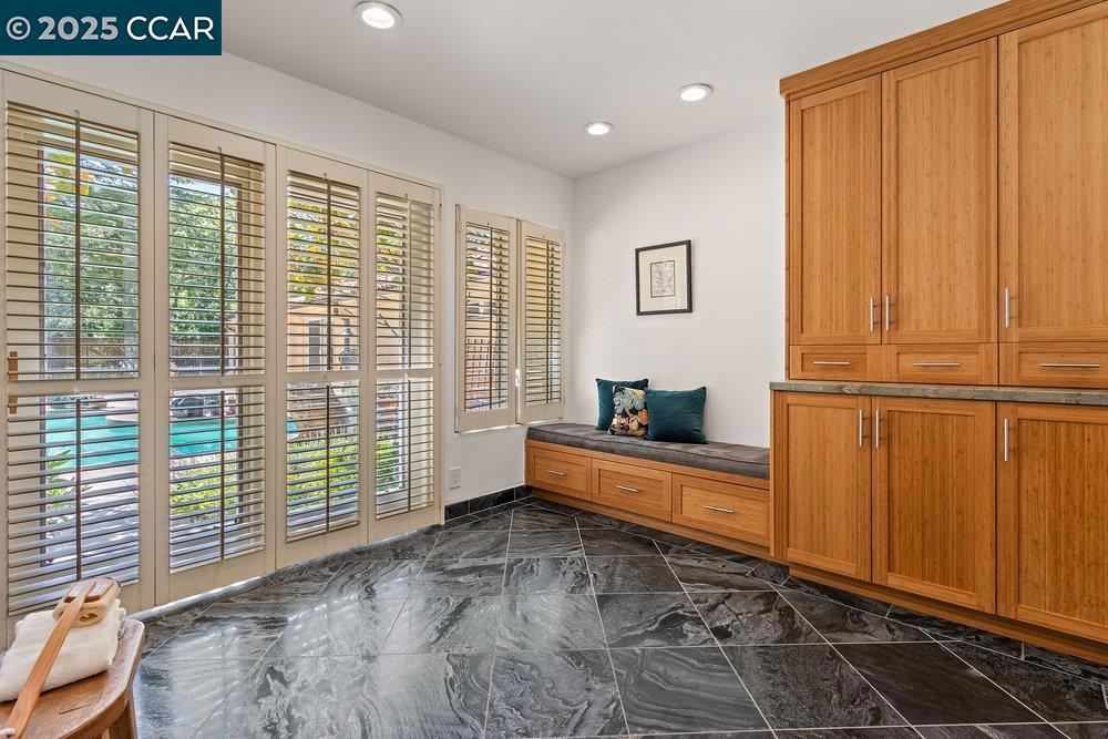 UPPER HAPPY VLY - Residential