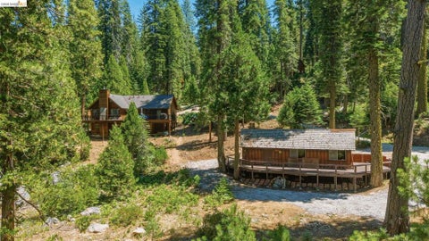 Photo of 31470 Old Strawberry Rd RD, Strawberry, CA 95375 (MLS # 41148861)