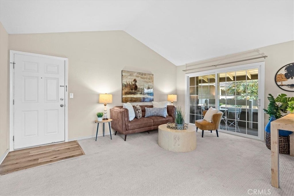 208 Springview, Irvine CA 92620