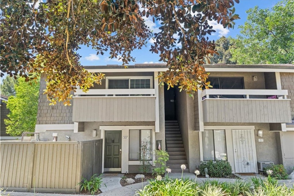 208 Springview 208 Springview