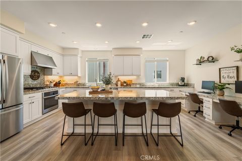 Photo of 27461 Viero Place, Valencia, CA 91381 (MLS # SR26103366)