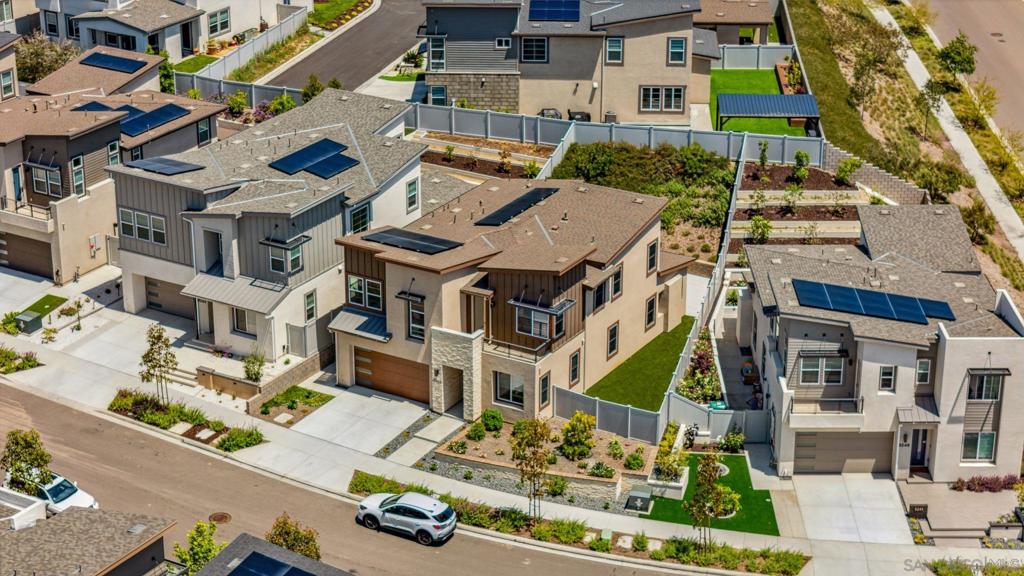 8246 Rose Quartz Cir