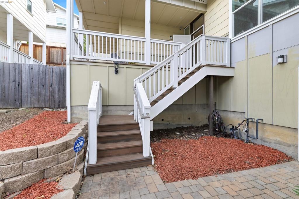 117 Kingswood Ln