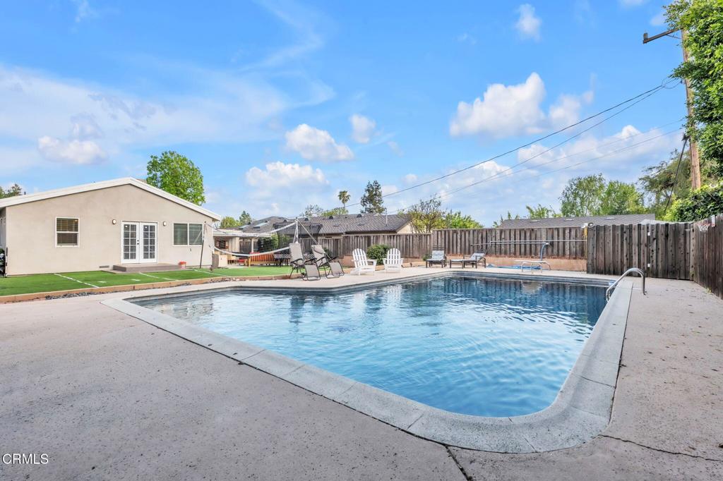 4909 Indianola Way