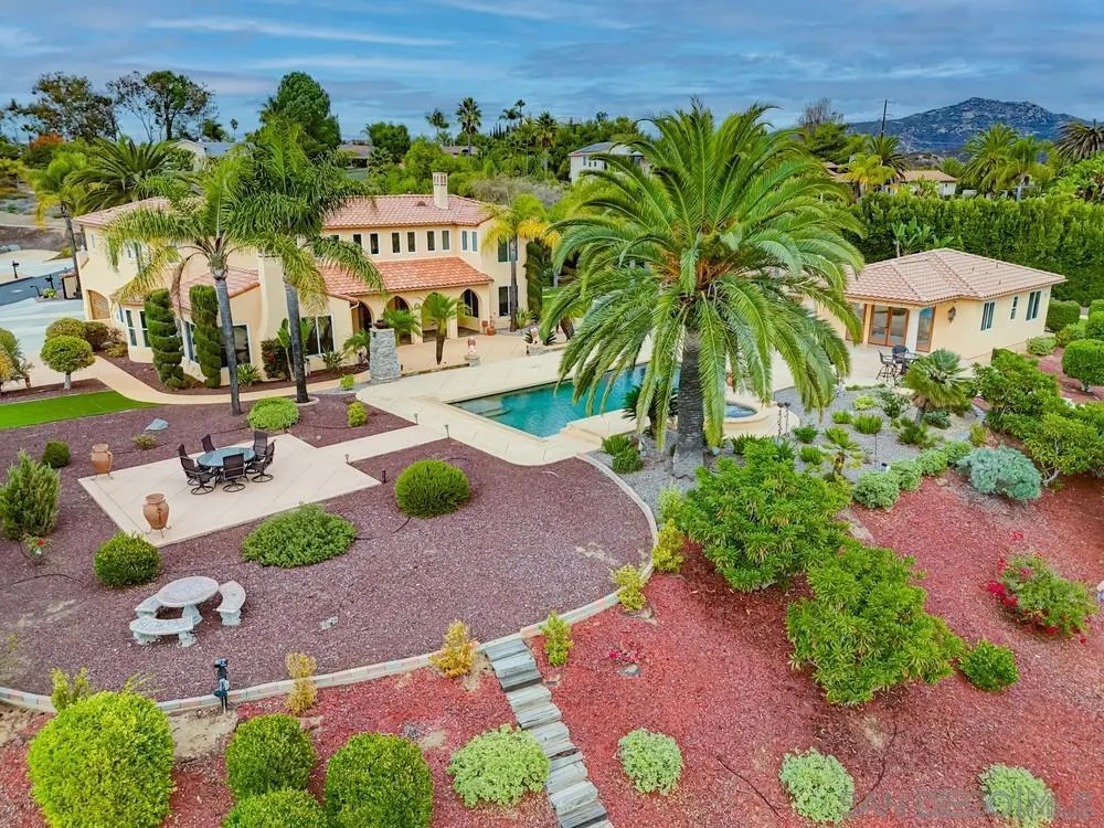 Poway, California 92064, United States, 7 Bedrooms Bedrooms, ,6 BathroomsBathrooms,Residential,Active,247518