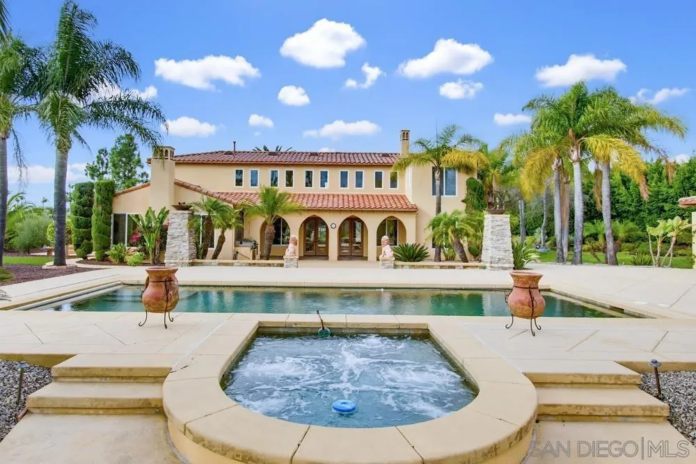 Poway, California 92064, United States, 7 Bedrooms Bedrooms, ,6 BathroomsBathrooms,Residential,Active,247518