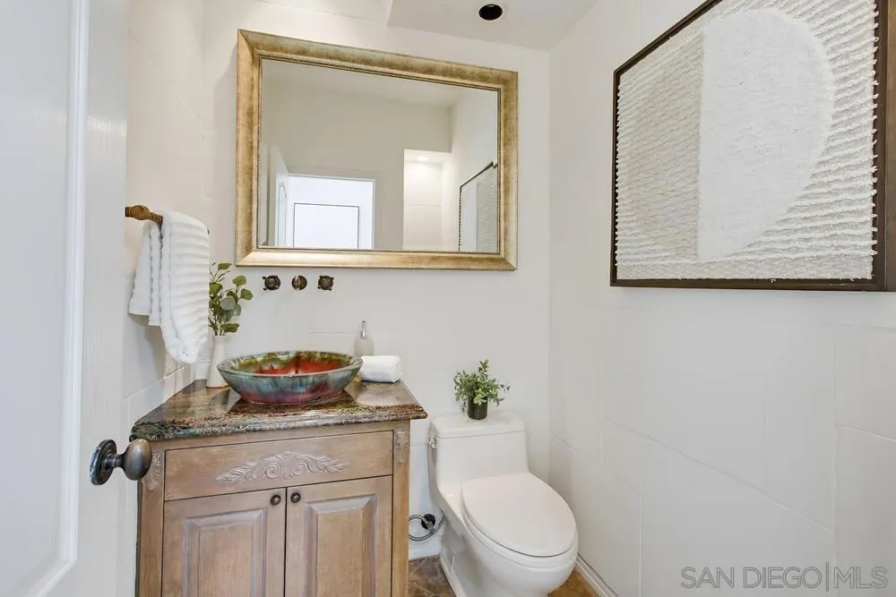 Poway, California 92064, United States, 7 Bedrooms Bedrooms, ,6 BathroomsBathrooms,Residential,Active,247518