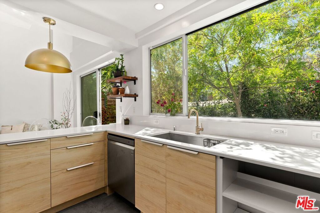 Photo of 1244 14th Street #C, Santa Monica, CA 90404 (MLS # 26673381)