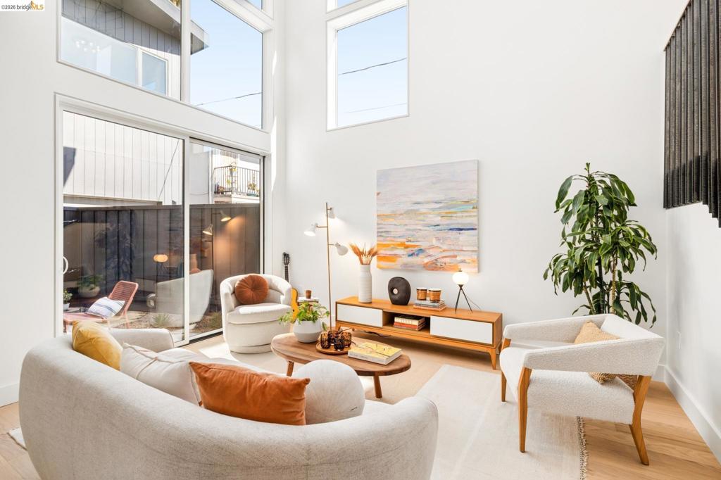 1521 Stuart