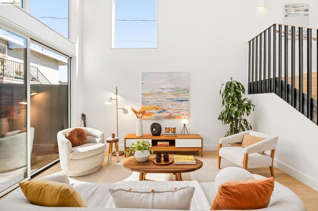 1521 Stuart