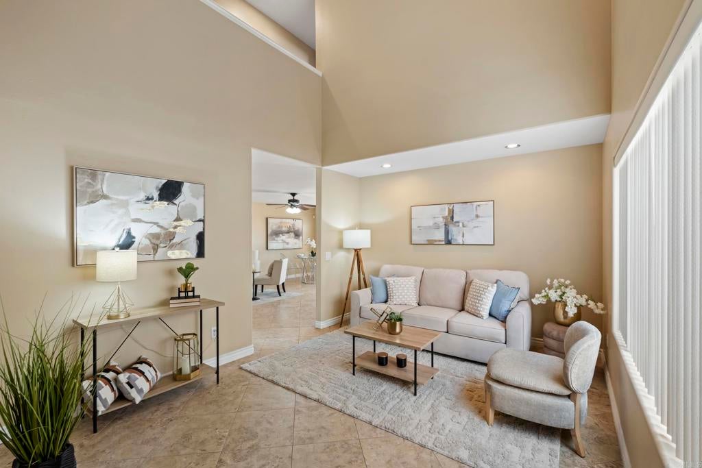 8950 Gateway View Ct CT, El Cajon CA 92021