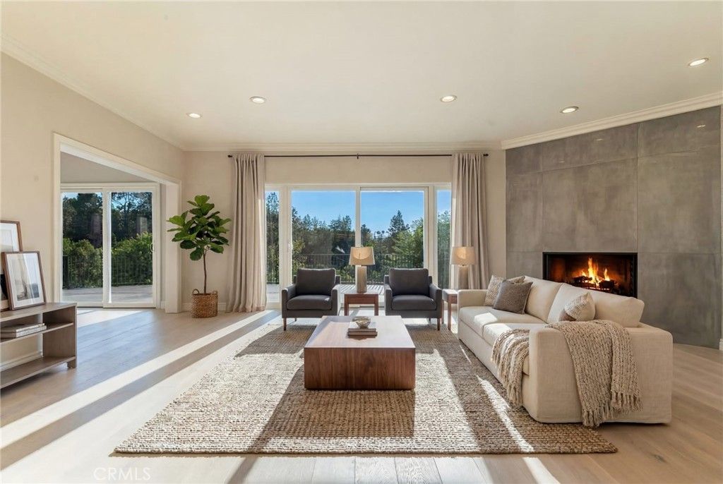 Photo of 4918 Calvin Avenue, Tarzana, CA 91356 (MLS # BB26073320)