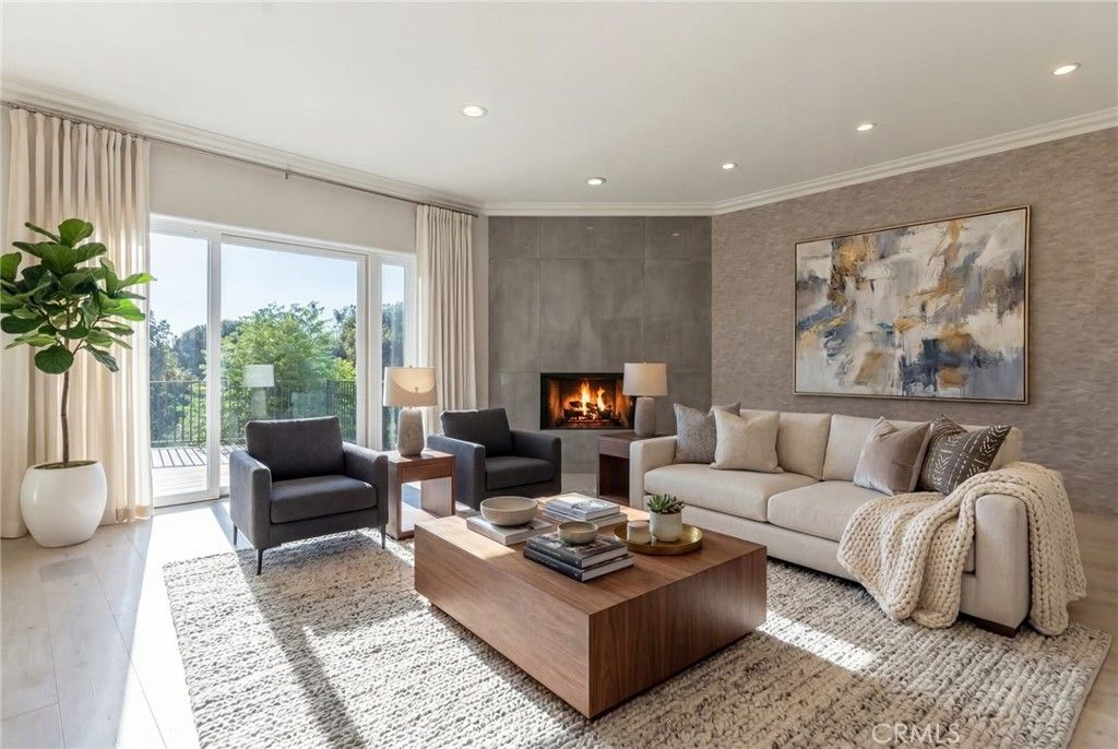 Photo of 4918 Calvin Avenue, Tarzana, CA 91356 (MLS # BB26073320)