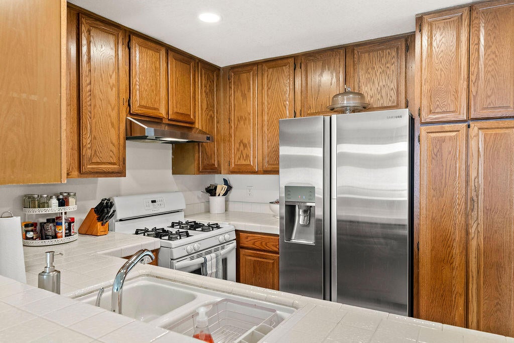 31200 Landau Boulevard 2802